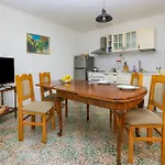 With Parking Space Konjevrate, Krka - 24487 Apartamento
