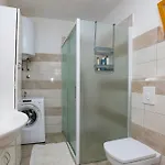 With Parking Space Konjevrate, Krka - 24487 Apartamento Unesic