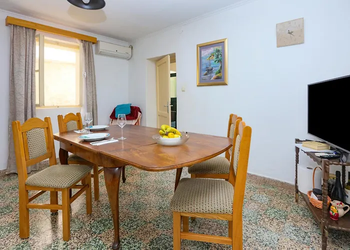 With Parking Space Konjevrate, Krka - 24487 Unesic